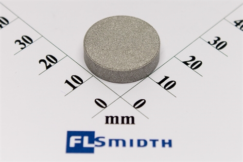 Sample inlet filter disc