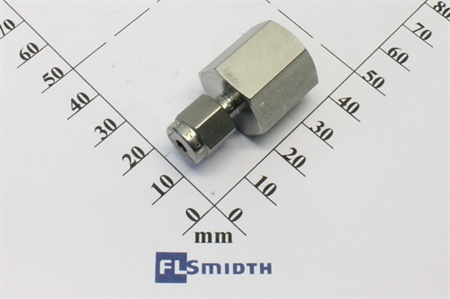 Female connector, 1/8"OD-1/4" NPT, SS